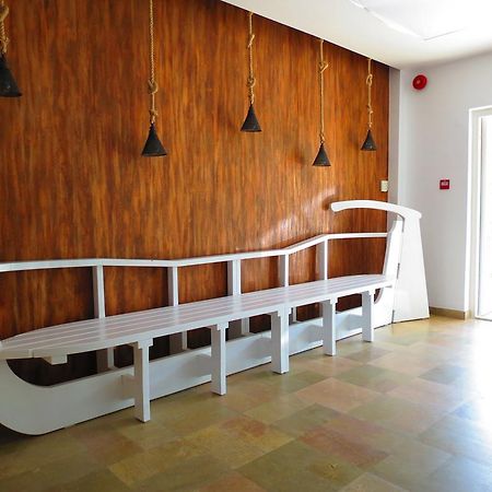 Marynero Hotel Navodari Bagian luar foto