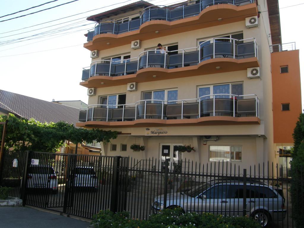 Marynero Hotel Navodari Bagian luar foto