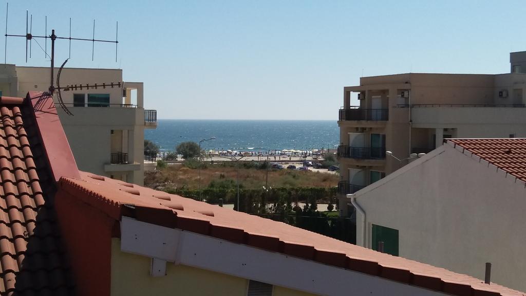 Marynero Hotel Navodari Bagian luar foto