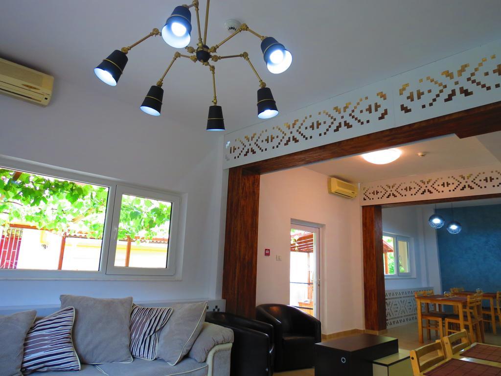 Marynero Hotel Navodari Bagian luar foto