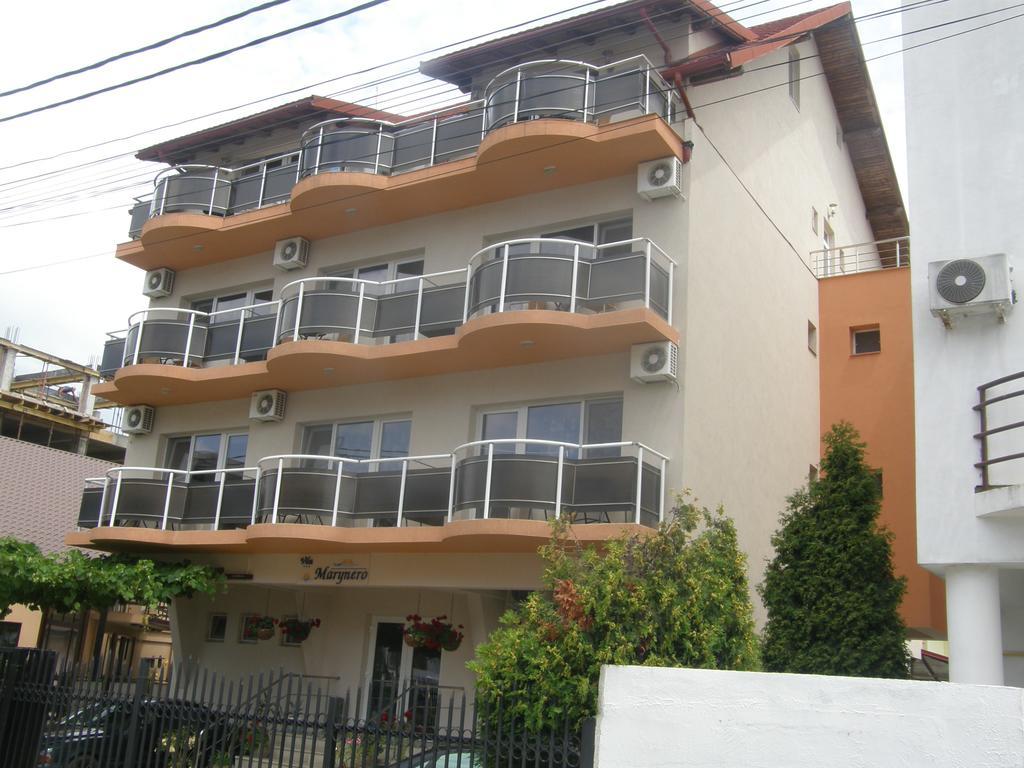 Marynero Hotel Navodari Bagian luar foto