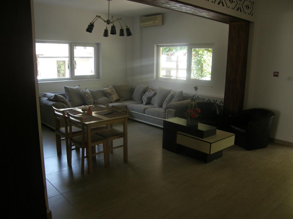 Marynero Hotel Navodari Bagian luar foto
