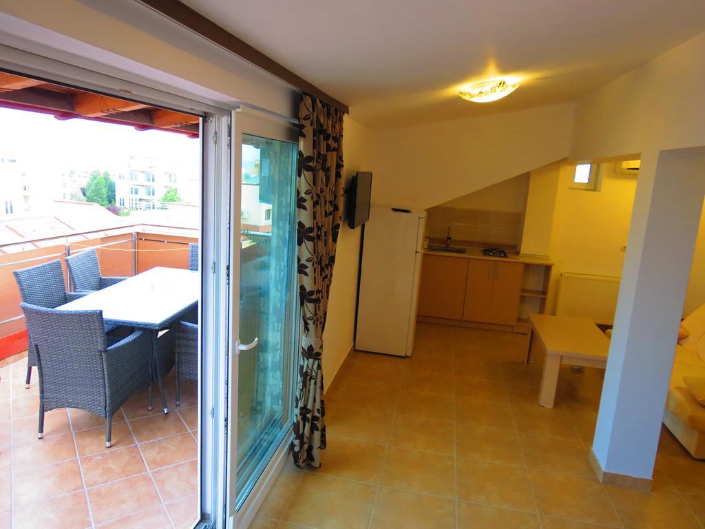 Marynero Hotel Navodari Bagian luar foto