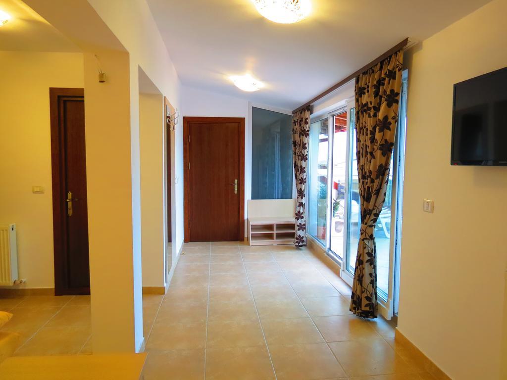 Marynero Hotel Navodari Bagian luar foto